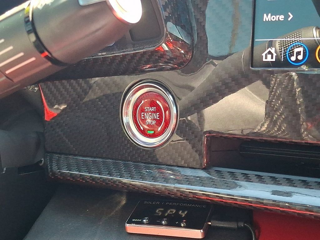 Used 2020 Chevrolet Corvette Stingray Preferred Cpe w/ 2LT Preferred Equipment Group RWD image 23