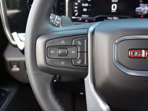 Used 2024 GMC Sierra 1500 Elevation AWD/4WD image 7