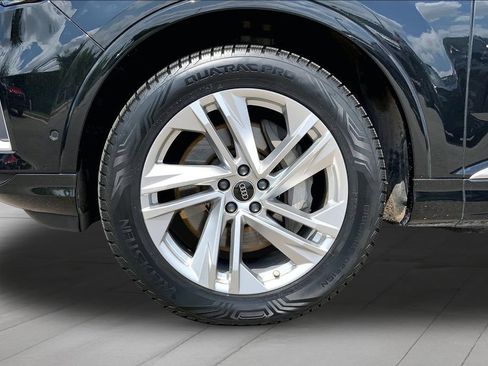 Used 2023 Audi Q7 3.0T Premium Plus AWD/4WD image 32