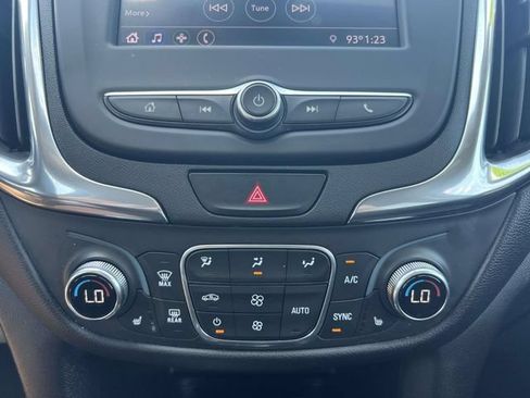 Used 2020 Chevrolet Equinox LT AWD/4WD image 29