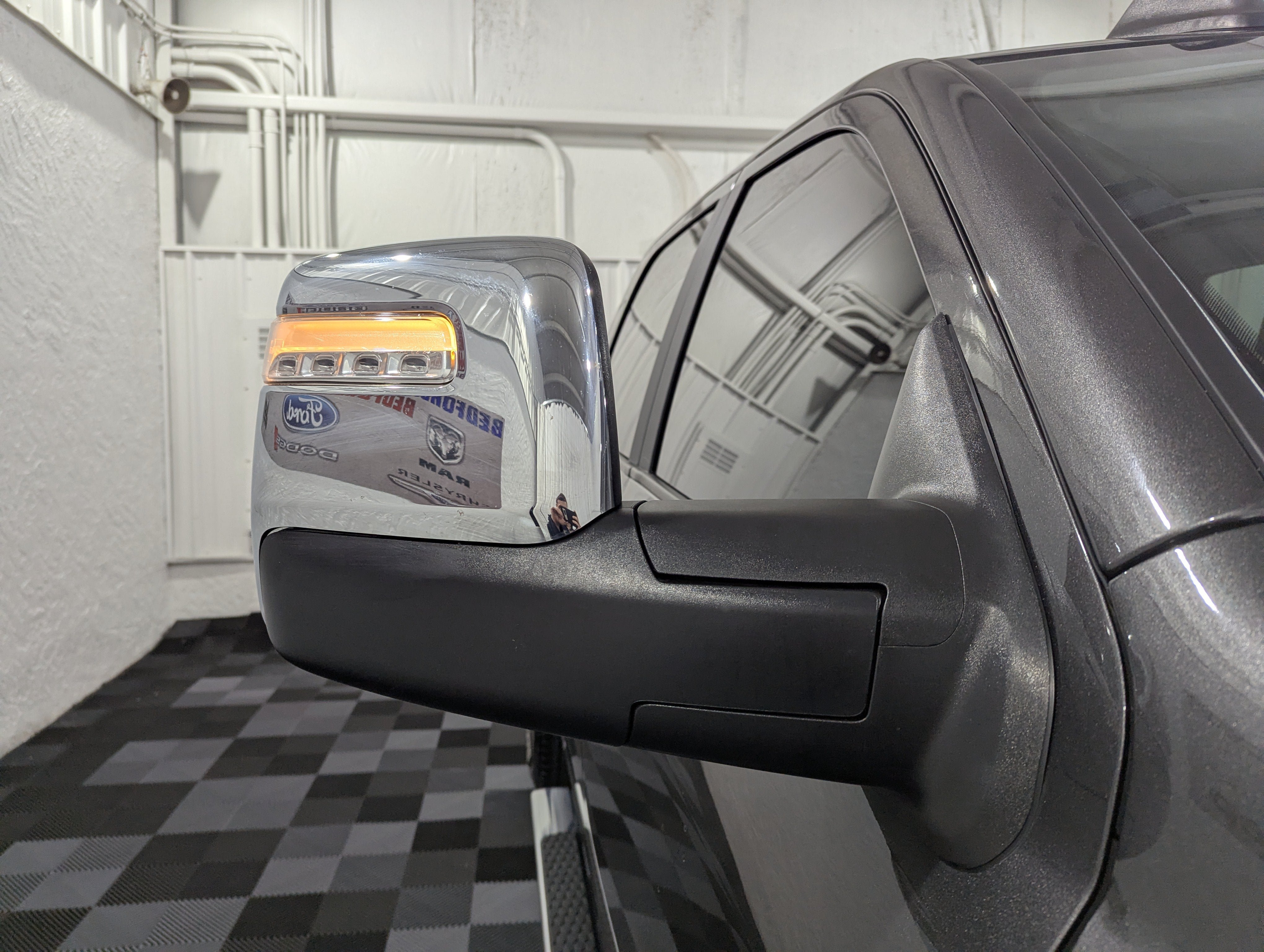 Used 2024 RAM 2500 Laramie AWD/4WD image 7