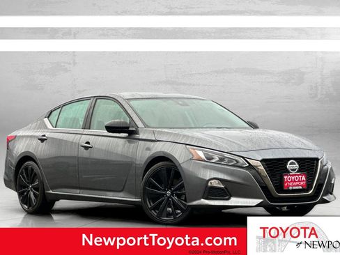 Used 2022 Nissan Altima 2.5 SR image 1