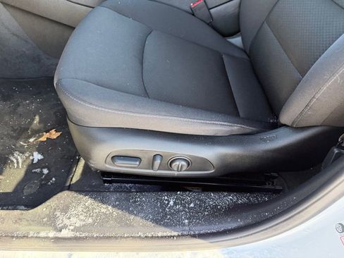 Used 2025 Chevrolet Malibu LT image 11