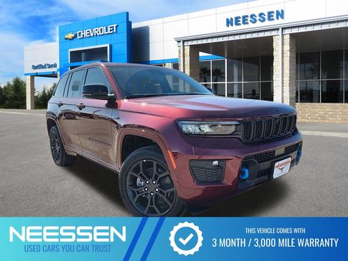 Used 2025 Jeep Grand Cherokee Limited 4xe AWD/4WD image 1