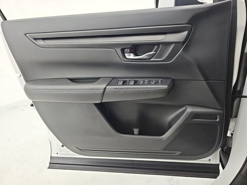 Used 2024 Honda CR-V EX image 30