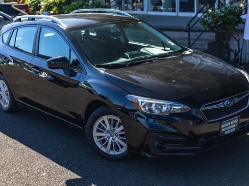 Used 2018 Subaru Impreza 2.0i Premium AWD/4WD image 2