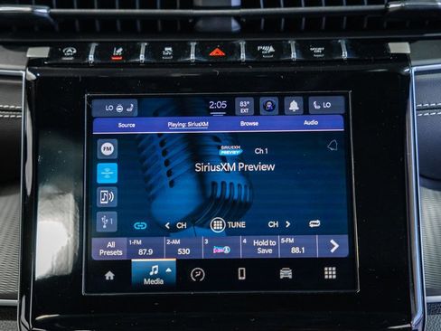 New 2025 Jeep Grand Cherokee L Laredo w/ Luxury Tech Group I image 21