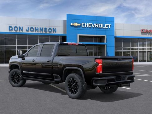 New 2026 Chevrolet Silverado 2500 High Country w/ High Country Premium Package AWD/4WD image 3