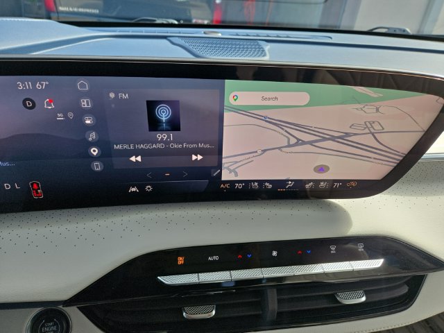 Certified 2026 Buick Enclave Avenir w/ Super Cruise Package FWD image 15