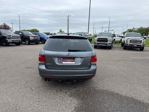 Used 2011 Volkswagen Jetta TDI FWD image 4