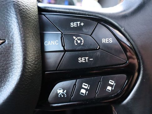 Used 2017 Chrysler 300 S w/ Safetytec Group II AWD/4WD image 31