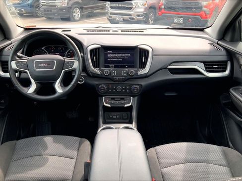 Used 2022 GMC Terrain SLE w/ Driver Convenience Package image 14