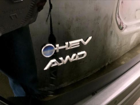 Used 2026 Toyota RAV4 XLE Premium AWD/4WD image 10