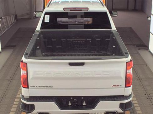 Used 2024 Chevrolet Silverado 1500 RST w/ Convenience Package II image 3