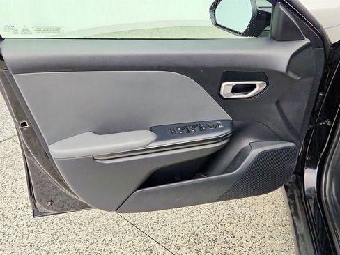 Used 2025 Kia K4 FWD image 10