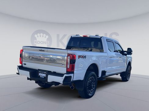 Used 2024 Ford F250 Platinum w/ FX4 Off-Road Package AWD/4WD image 16
