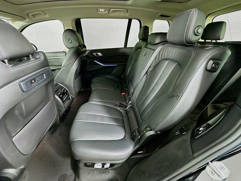Used 2021 BMW X7 xDrive40i w/ Premium Package AWD/4WD image 25