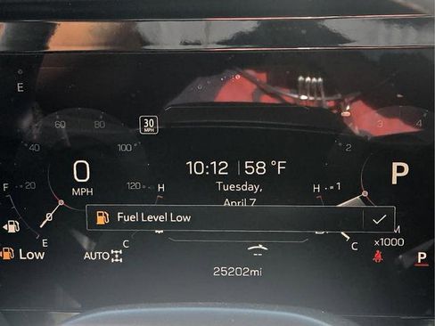Used 2025 GMC Yukon Denali AWD/4WD image 30