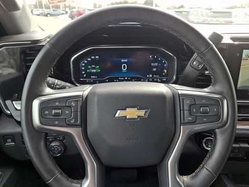 Used 2025 Chevrolet Silverado 2500 LT image 19