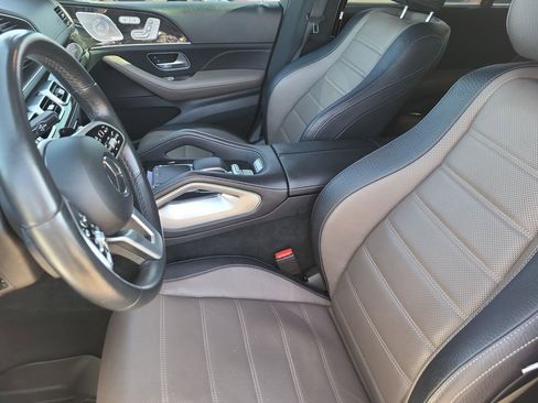 Used 2020 Mercedes-Benz GLS 450 4MATIC image 26