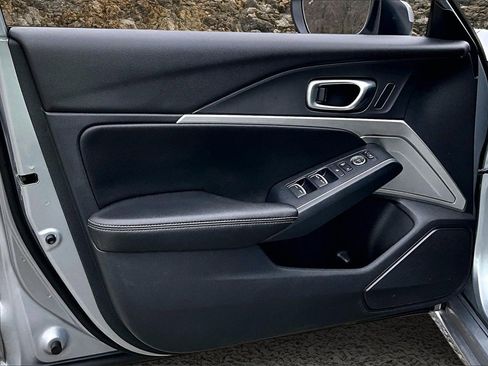 Used 2023 Acura Integra A-Spec image 18