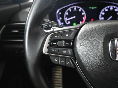 Used 2018 Honda Accord Sport image 40