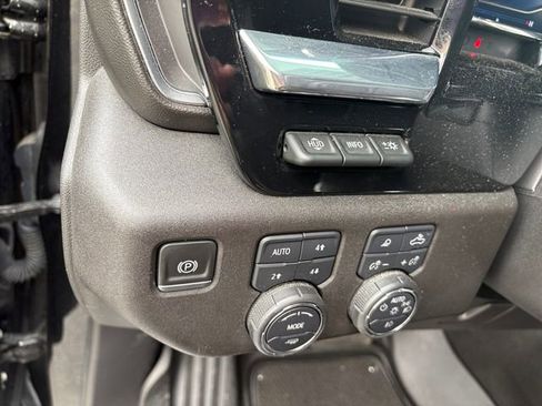 Used 2025 Chevrolet Silverado 2500 LTZ w/ LTZ Plus Package AWD/4WD image 18