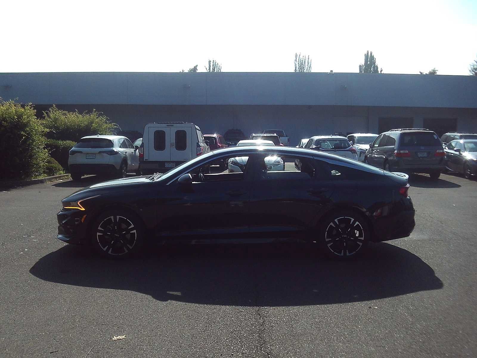 Used 2022 Kia K5 GT-Line AWD/4WD image 2