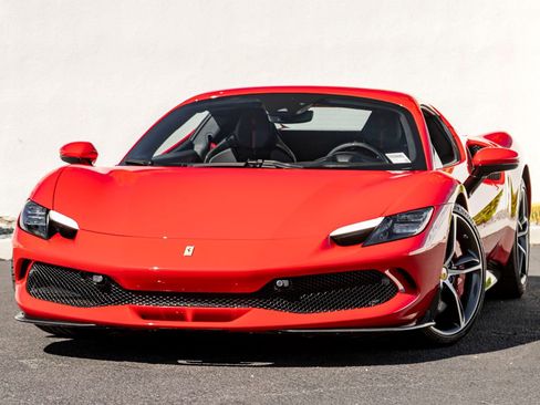 Used 2024 Ferrari 296 GTS RWD image 2