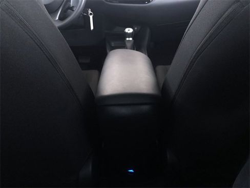 Used 2020 Toyota C-HR LE image 20