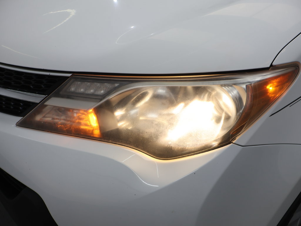 Used 2015 Toyota RAV4 LE FWD image 28