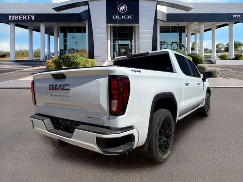 Used 2025 GMC Sierra 1500 Elevation AWD/4WD image 2