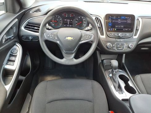 Used 2024 Chevrolet Malibu LS w/ Driver Confidence Package FWD image 6