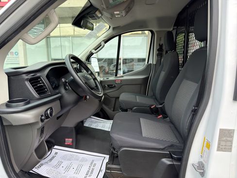 Used 2024 Ford Transit 250 Low Roof w/ Exterior Upgrade Package RWD image 14