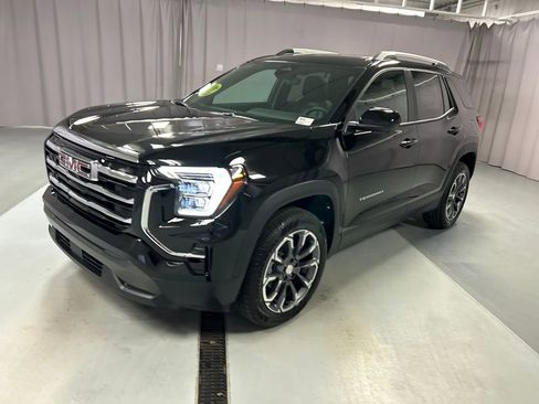 New 2026 GMC Terrain Elevation w/ Elevation Premium Package image 3