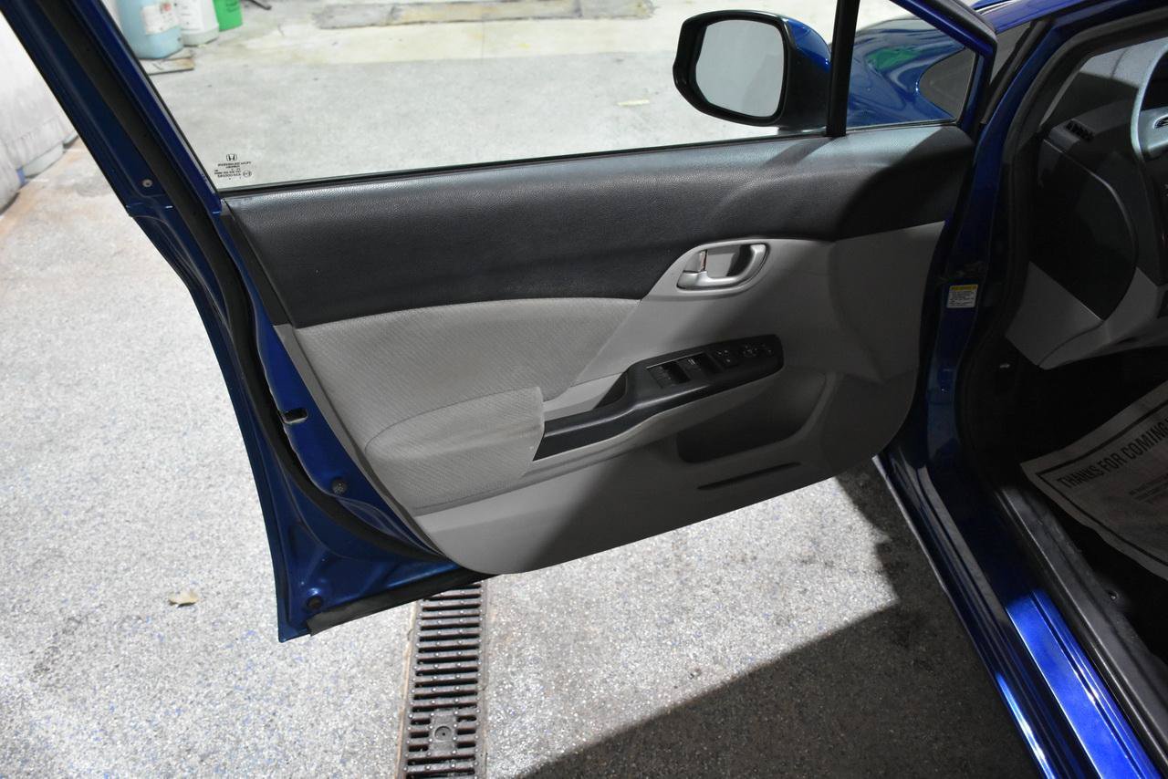 Used 2013 Honda Civic LX image 36