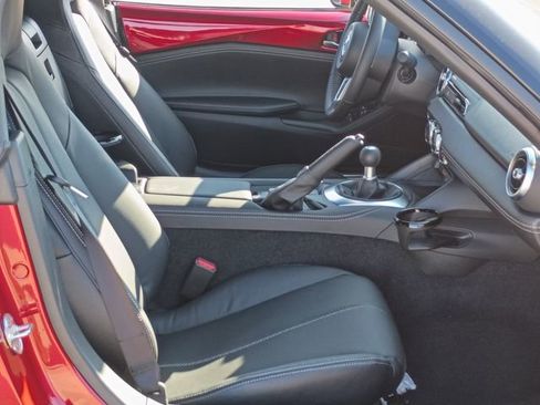 New 2025 MAZDA MX-5 Miata Grand Touring w/ Appearance Package image 9