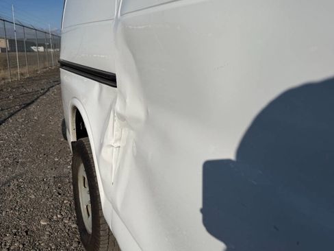Used 2020 Chevrolet Express 2500 w/ Driver Convenience Package RWD image 6