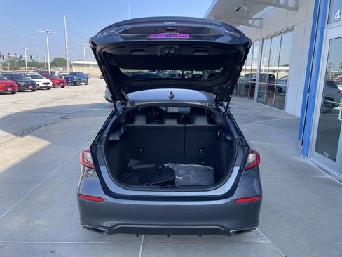 Used 2024 Honda Civic Sport Touring image 9