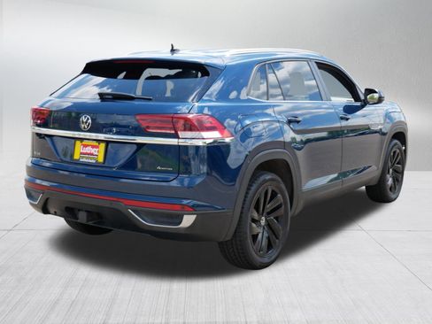 Used 2023 Volkswagen Atlas Cross Sport SE AWD/4WD image 5