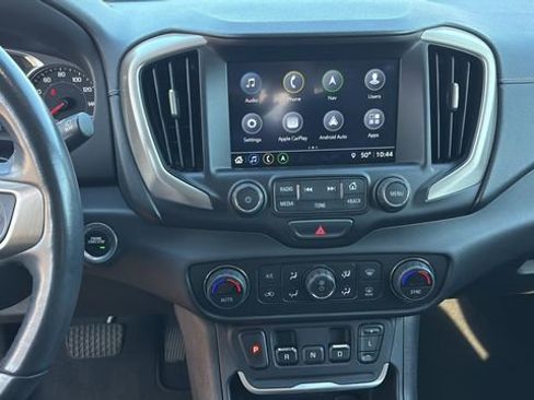 Used 2018 GMC Terrain Denali w/ Advanced Safety Package image 10