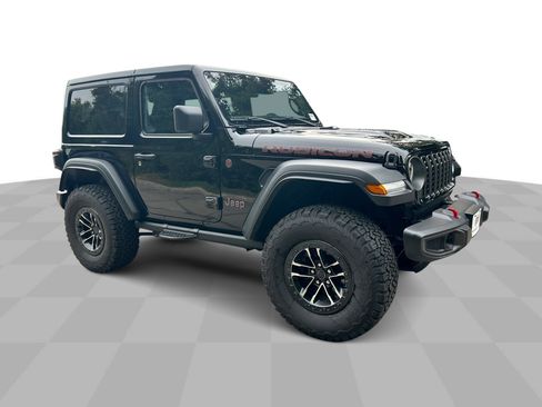 Used 2025 Jeep Wrangler Rubicon w/ Xtreme 35 Tire Package AWD/4WD image 2