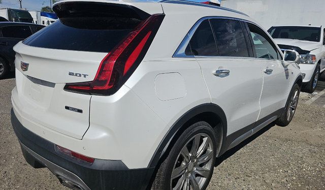 Used 2019 Cadillac XT4 Premium Luxury AWD/4WD image 4