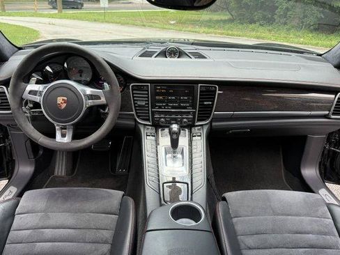 Used 2013 Porsche Panamera GTS AWD/4WD image 8