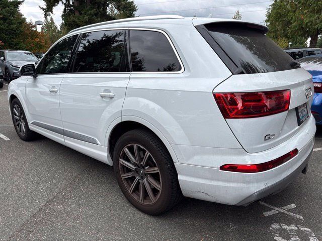Used 2018 Audi Q7 3.0T Premium Plus w/ Premium Plus Package AWD/4WD image 5