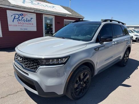 Used 2022 Kia Sorento S w/ Panoramic Sunroof Package AWD/4WD image 1