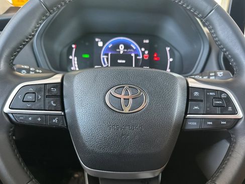 Certified 2026 Toyota Grand Highlander AWD Hybrid image 29