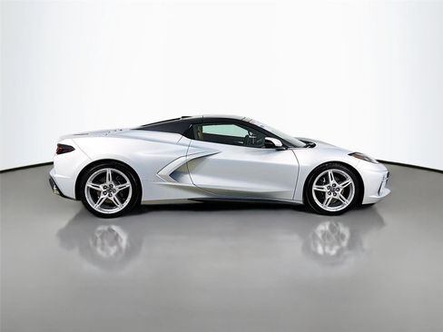 Used 2021 Chevrolet Corvette Stingray Preferred Conv w/ Battery Protection Package image 9