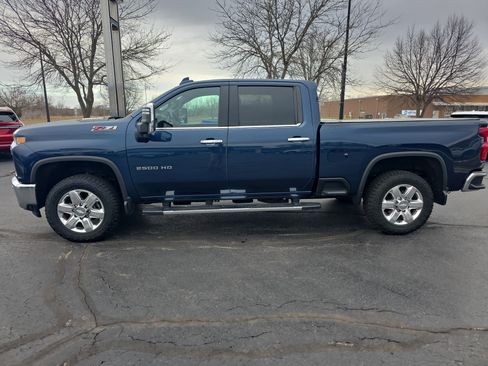 Used 2020 Chevrolet Silverado 2500 LTZ w/ LTZ Premium Package image 21