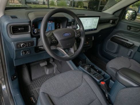 Used 2025 Ford Maverick XLT w/ Black Appearance Package AWD/4WD image 9